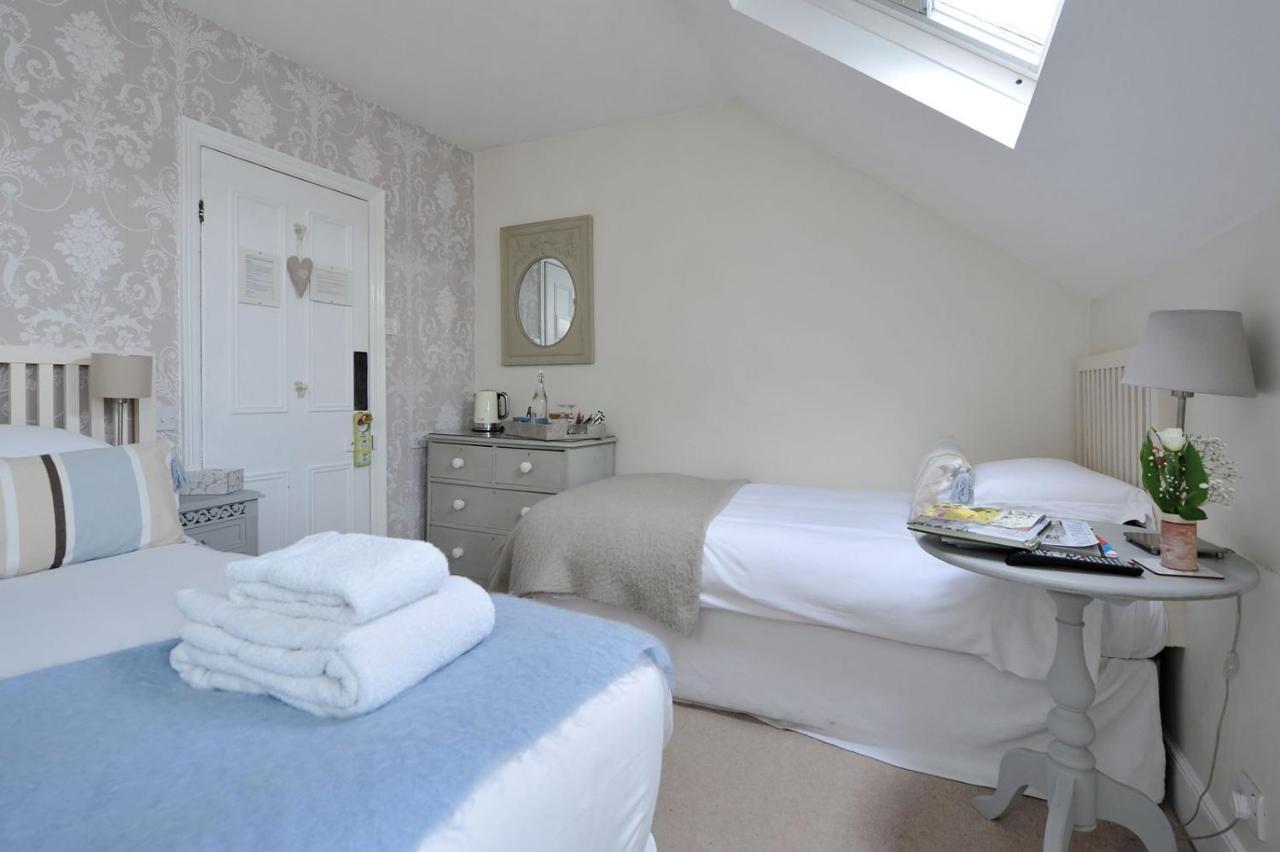 Abbey Rise Bed And Breakfast Bath Exterior photo